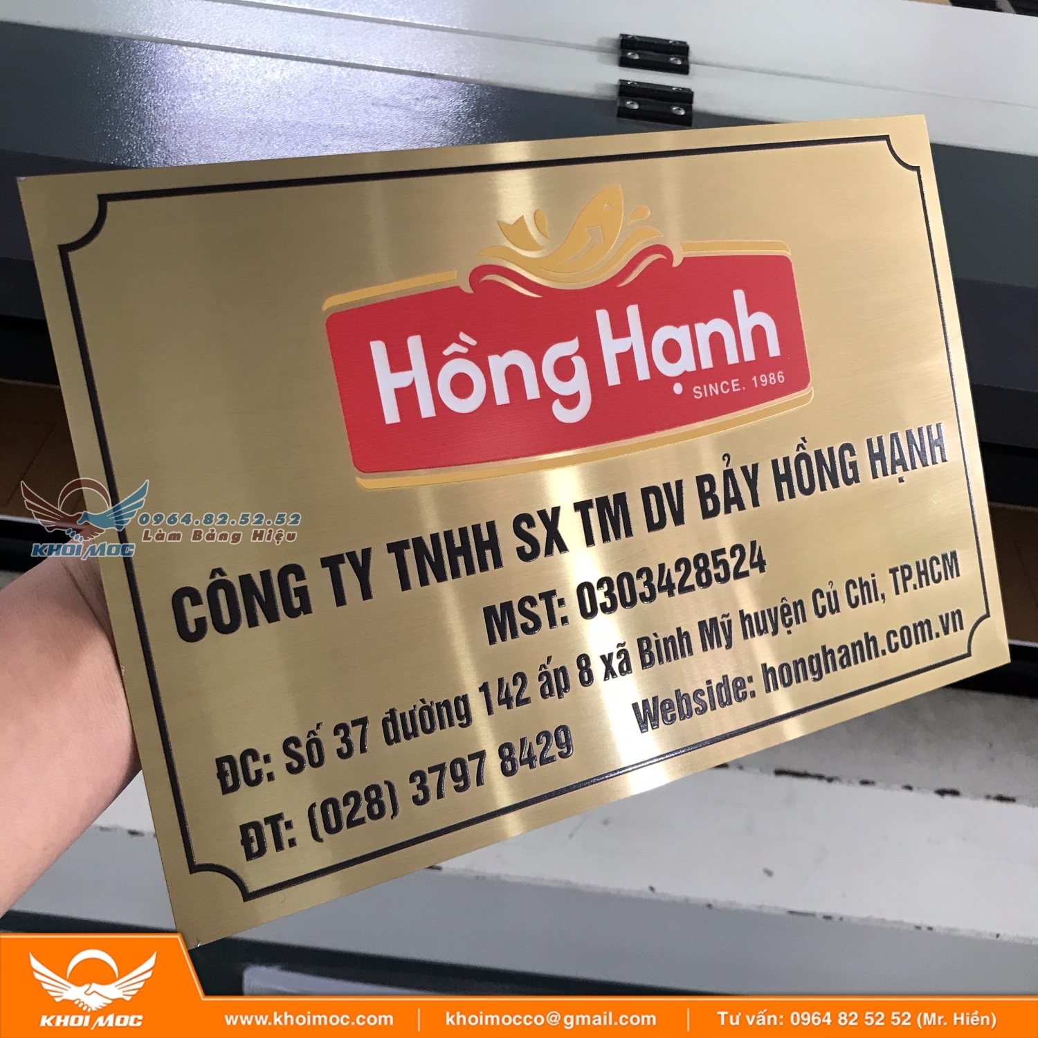 Quy trình gia công bảng hiệu inox ăn mòn tại Khởi Mộc Decor 2as