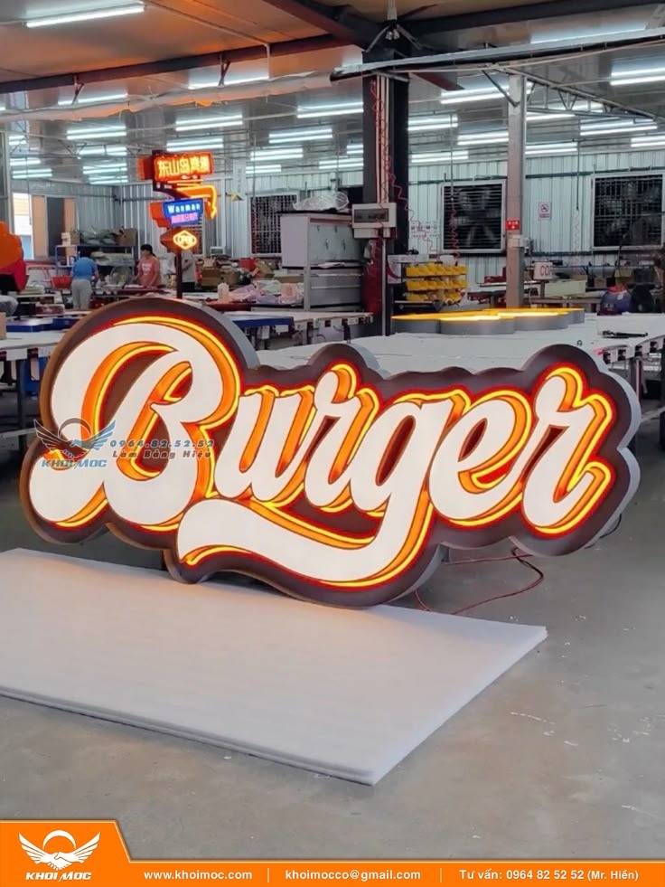 bảng hiệu alu đẹp 1